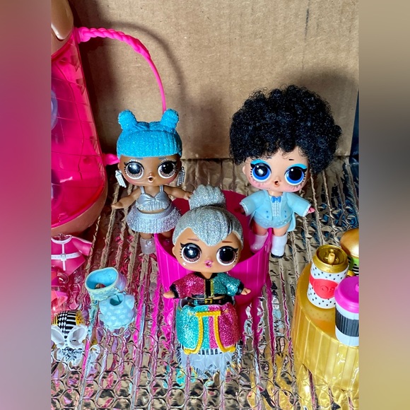 LOL Surprise Dolls & Accessories Bundle - Picture 11 of 15